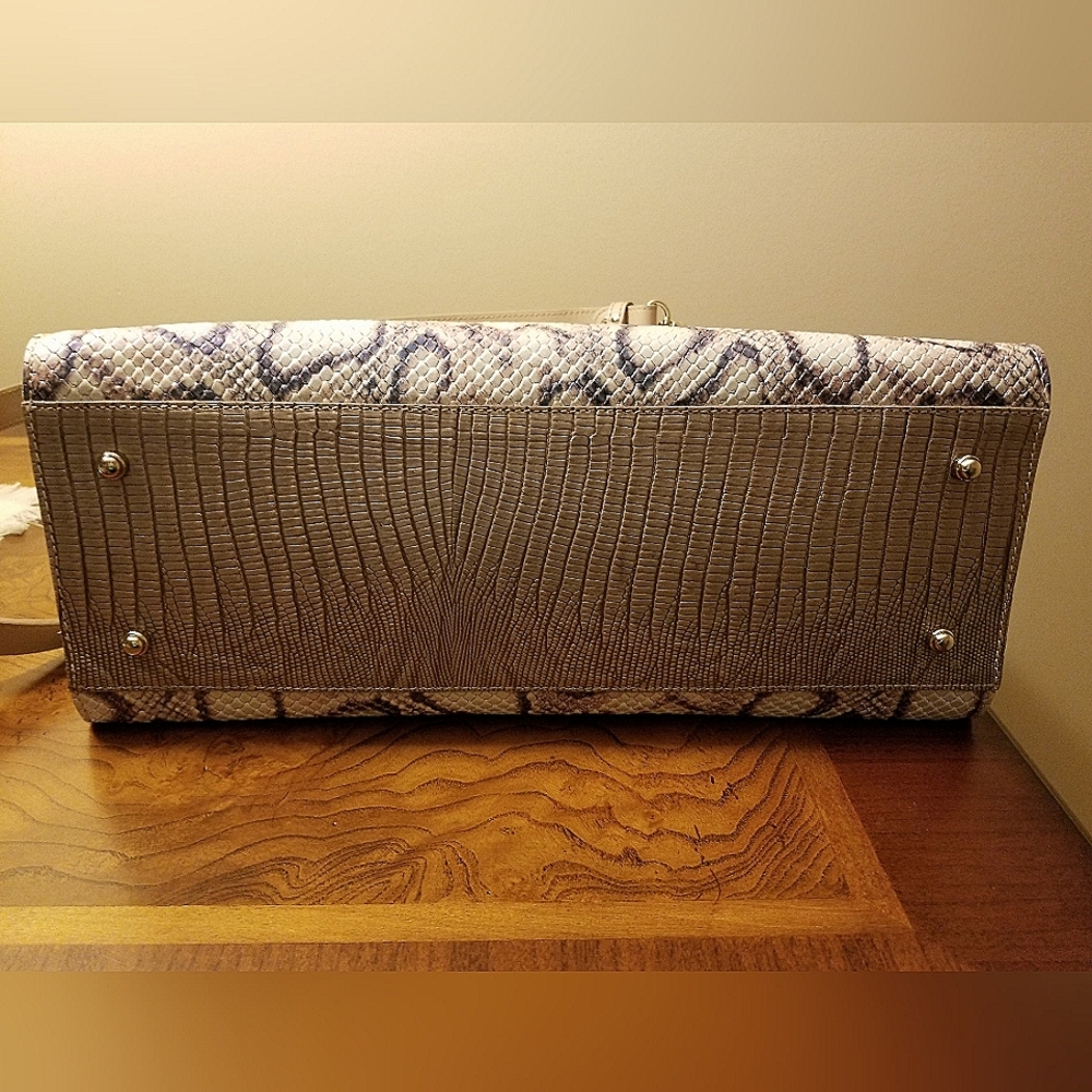 Brahmin Priscilla Pearl Lummus Leather Satchel with Matching Wallet - Picture 7 of 16